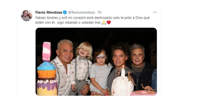 El director teatral de Quilmes junto a su familia.