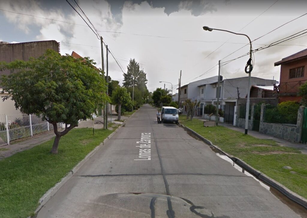 Lomas de Zamora, entre Merlo y San Nicolás. El lugar donde se produjo el violento intento de secuestro.