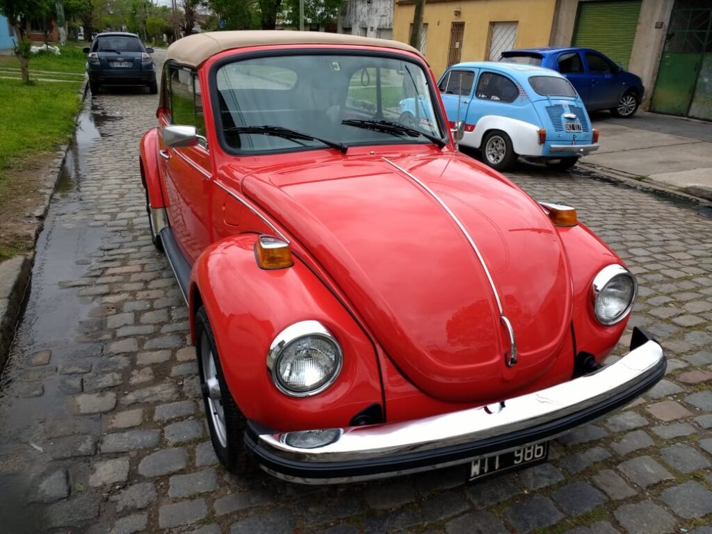 Vecino Temperley Lomas de Zamora Restaura Volkswagen Escarabajo
