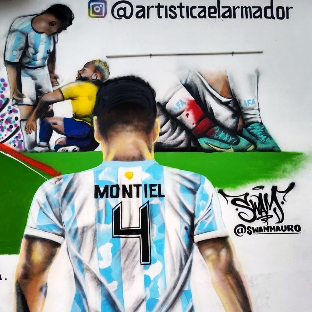 En la parte derecha del mural se recrean dos momentos claves de Montiel en la final con Brasil.