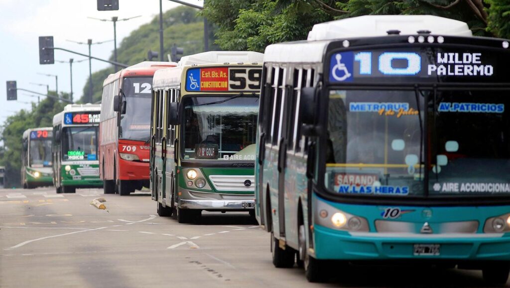 Transporte público: aumenta la capacidad de personas que pueden viajar en el AMBA