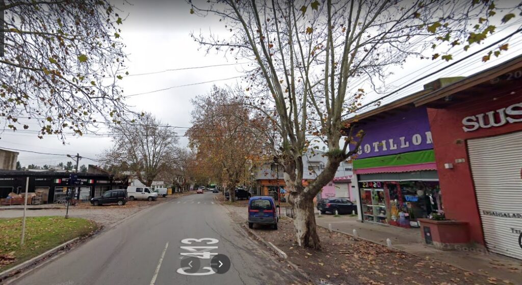 Camión enganchó cables y dejó sin luz a un barrio de Berazategui
