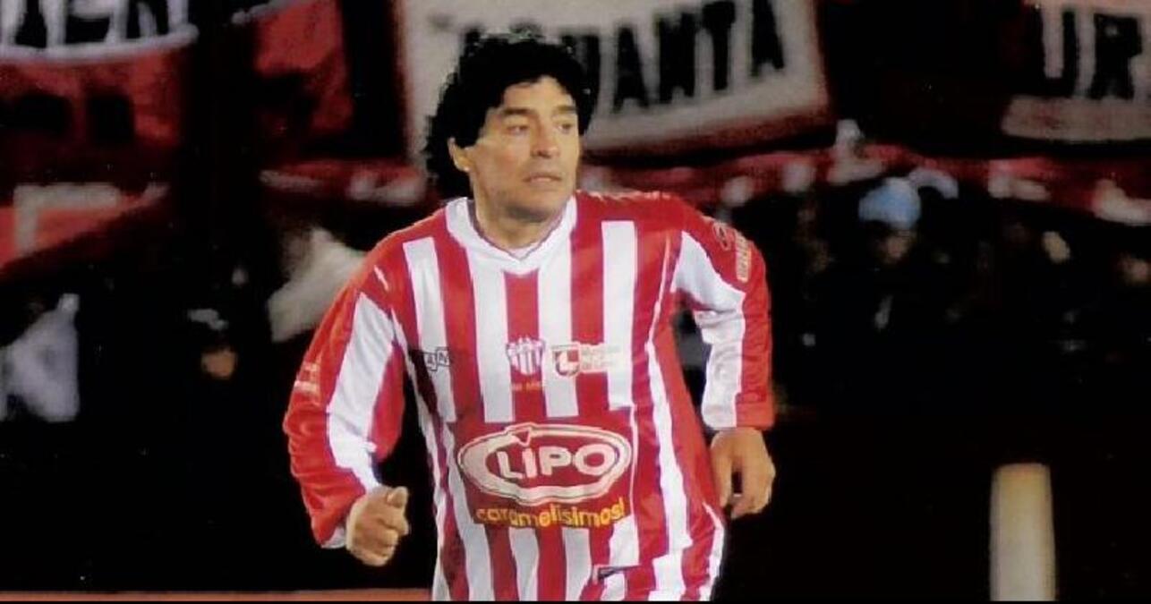 La noche que Diego Maradona jugó para Talleres de Remedios de Escalada y  saldó una deuda - Zonales