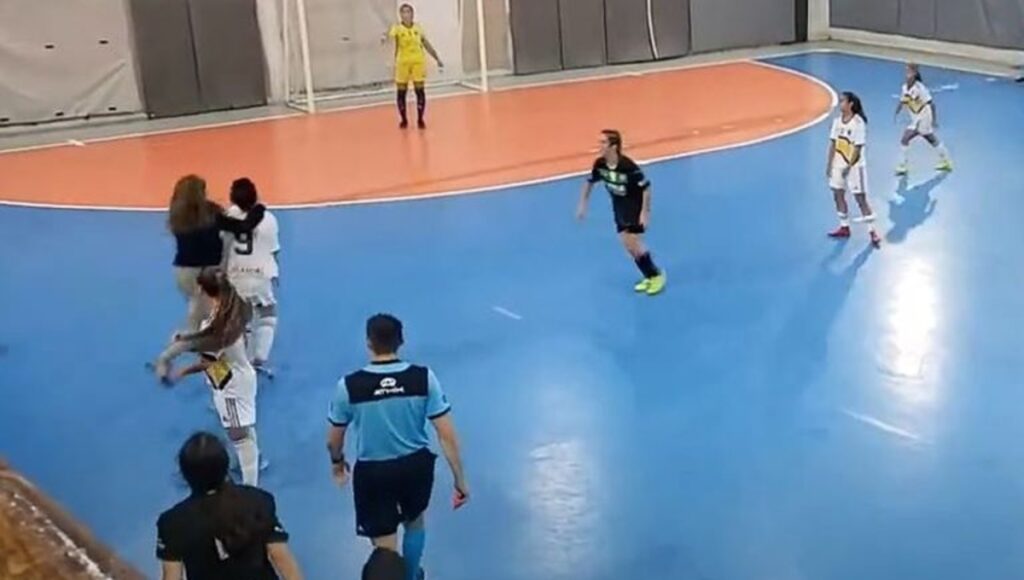 Boca Pinocho Futsal Femenino Agresión