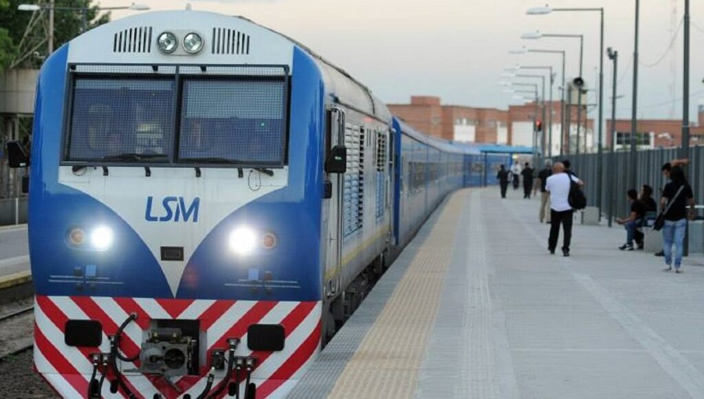 Ferrocarril San Martín Electrificación Vías del Tren