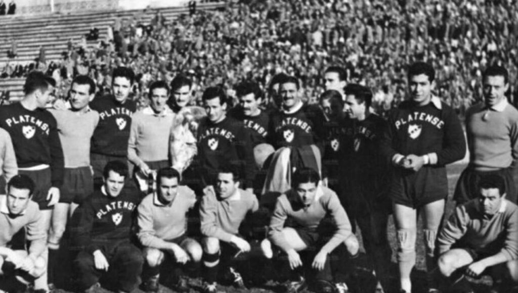 La mayor hazaña internacional de Platense: triunfo 3-2 ante el Milan en Italia