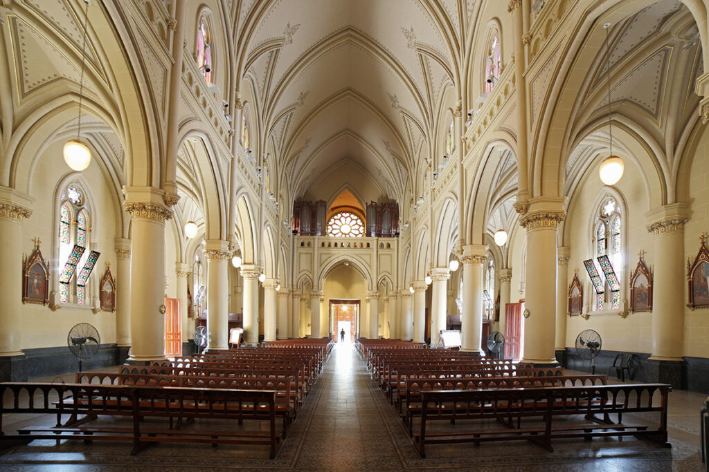 Catedral de San Isidro Historia Arquitectura