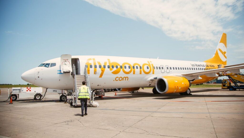 Flybondi ofreció vuelos a precios económicos y luego anuló todas las reservas