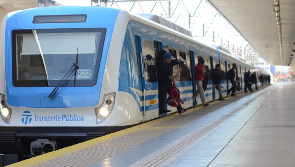 El tren Sarmiento funcionará durante 48 horas con servicios reducidos: cuándo será y por qué