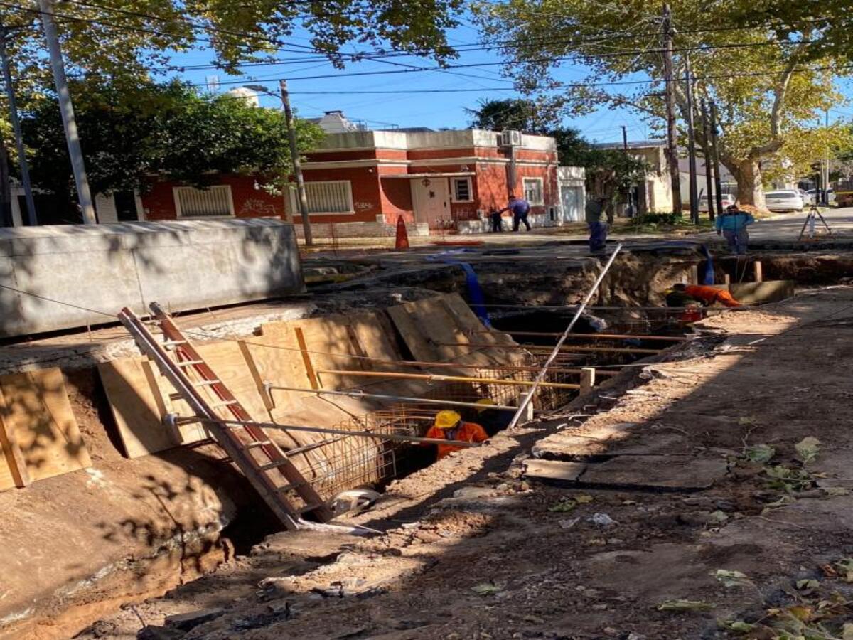 Avanzan las obras para evitar inundaciones en el centro de Lomas de ...