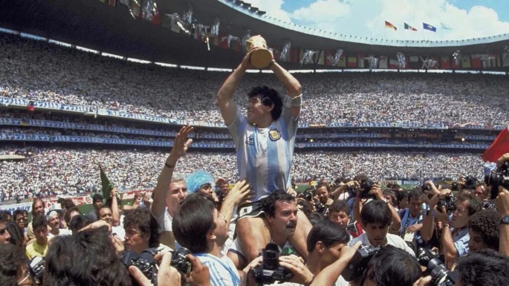 Es de Temperley y dio la vuelta olímpica con Diego Maradona: la historia del jugador fantasma de México 86