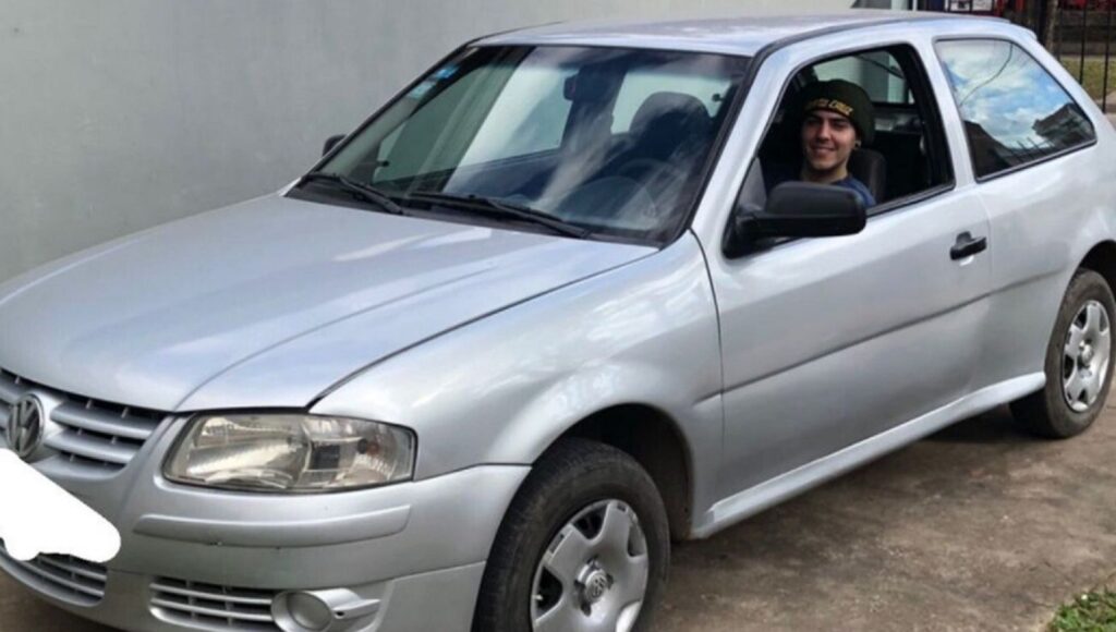 Un joven de Florencio Varela compró por internet unas bujías para su auto, tuvo que devolverlas y recibió una violenta respuesta del vendedor