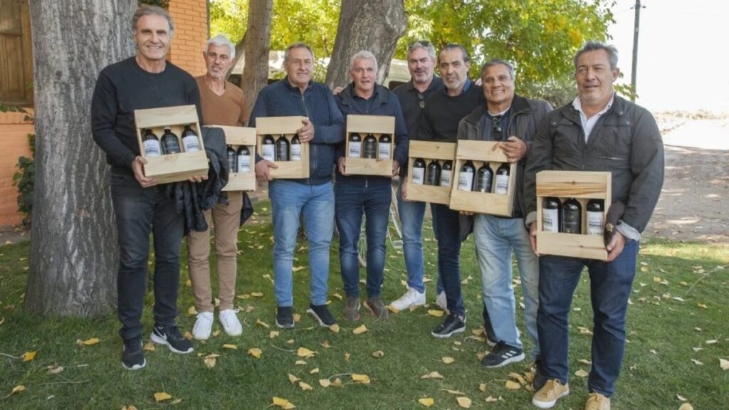 Los 60 años de Jorge Burruchaga: el campeón formado en Sarandí que promociona vinos para ayudar a sus compañeros de México 86