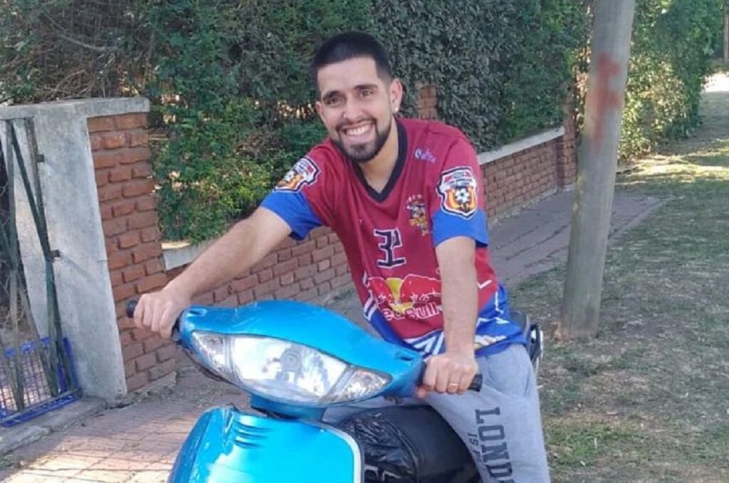 Se compró con mucho esfuerzo una moto, lo balearon para robársela en Moreno y perdió la vida: el orgulloso posteo que había hecho en las redes