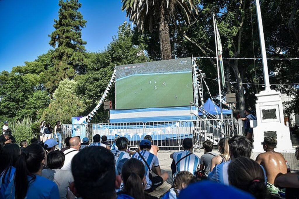 La final del Mundial, por pantalla gigante en Escobar: dónde están los Puntos de Aliento para ver el partido