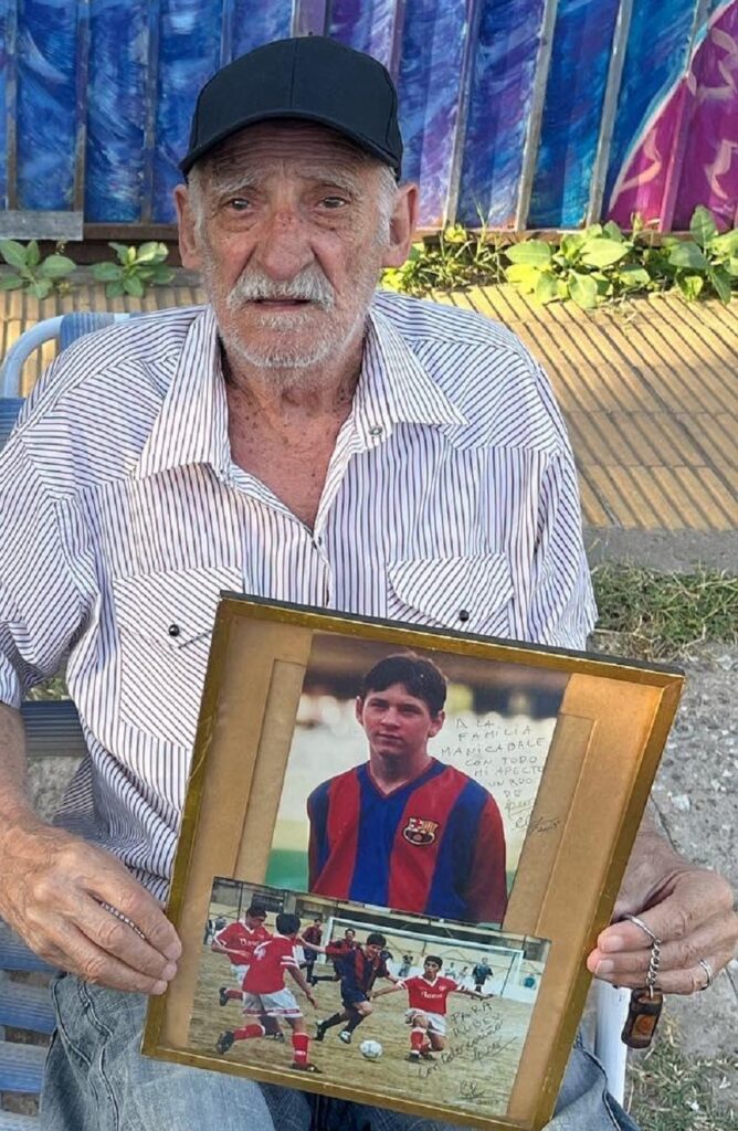 Cómo era Lionel Messi antes de viajar a Barcelona: el relato en redes de sus primeros vecinos de barrio que se hizo viral