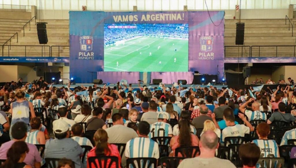 La AFA y los intendente del GBA se reunieron para aintentar repetir los Fan Fest con pantallas gigantes en distintos puntos para ver el Mundial 2026.