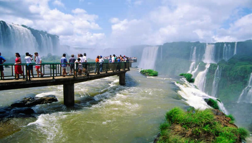 Las Cataratas del Iguazú, uno de los destinos más elegidos para utilizar el Previaje.