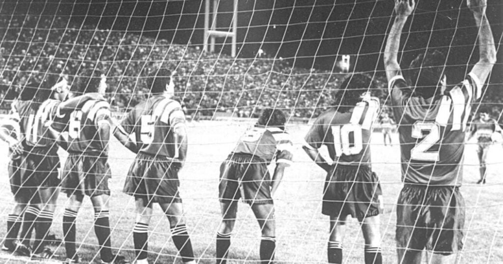 A 30 años de un bochorno: el día que Independiente abandonó en un clásico contra Boca