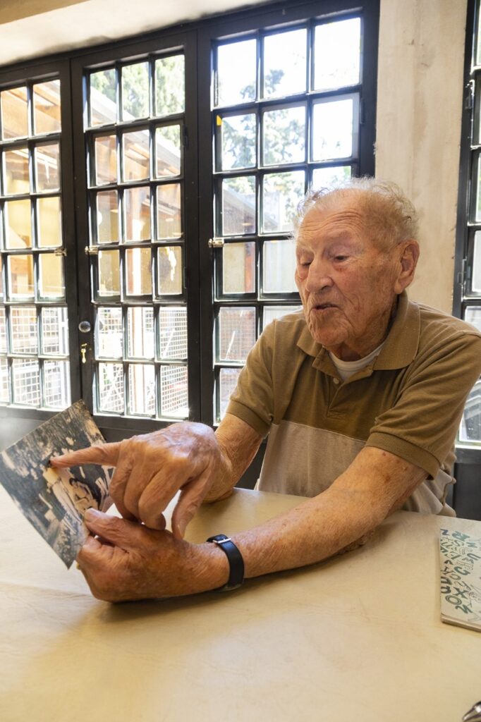 José Ramírez Díaz: el vecino de Almirante Brown que tiene 102 años y fue dueño de una panadería que tenía como cliente a Juan Manuel de Rosas