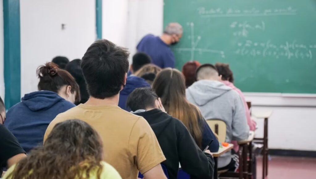Las clases para hacer el CBC en Vicente López se dan en el Centro Universitario de la comuna, en la calle Villate al 4400.