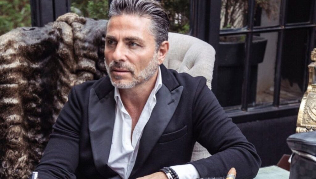 Quién es Javier Ferrer, el influencer de Ramos Mejía que les da consejos a emprendedores y muestra su vida a puro lujo