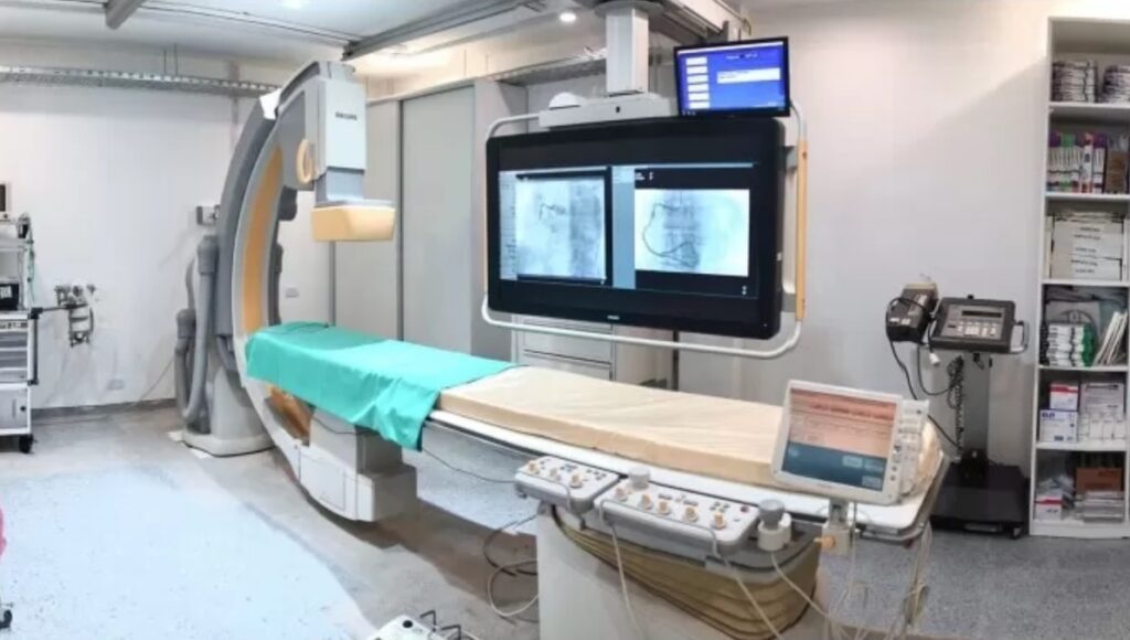 San Isidro: el Hospital Central tiene una nueva sala de hemodinamia e intervencionismo cardiovascular única en zona norte