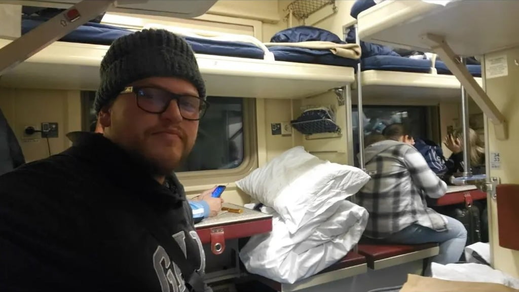 "Un topo por el mundo": se llama Pablo, es de Lanús y viaja en trenes de todo el mundo
