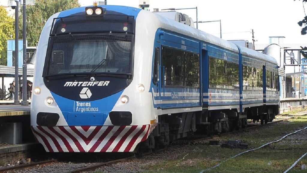 Probaron formaciones en las vías del nuevo ramal del tren San Martín: cómo será el servicio que conectará con las líneas Roca y Sarmiento