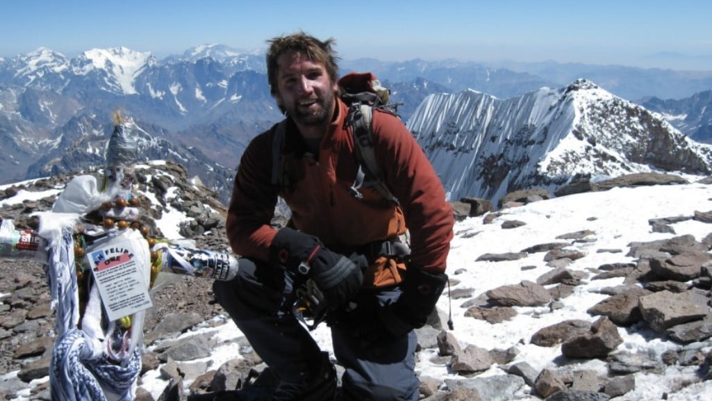 La historia de Tomás Ceppi, el vecino de Pilar que escalará el Monte Everest una vez más