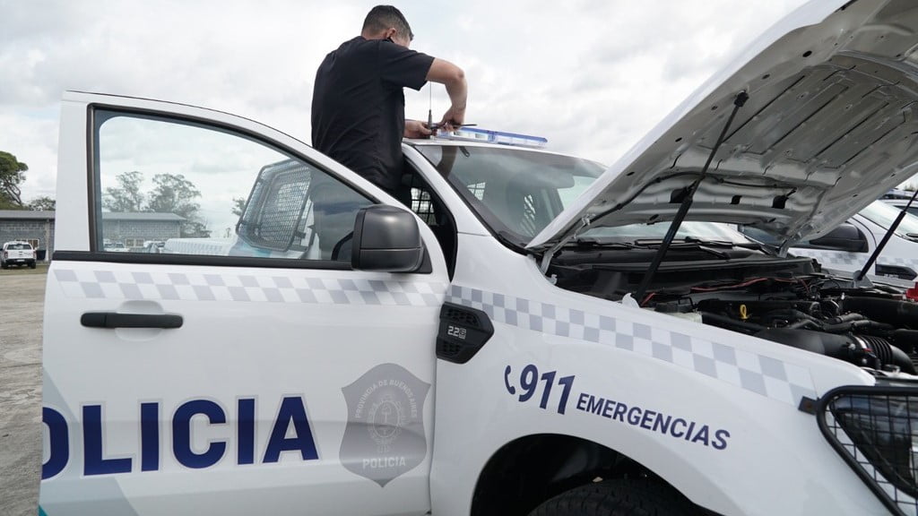 Esteban Echeverría sumó 24 patrulleros blindados, ya supera los 100 móviles policiales y busca choferes