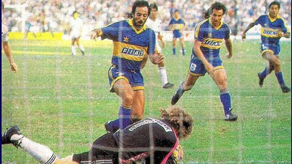 Qué es de la vida de Sergio Saturno, el jugador que patentó una jugada increíble antes que Ronaldo y Ronaldinho