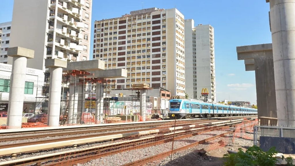 Avanzan las obras en el Tren Sarmiento: cuándo inaugurarán los puentes de Ramos Mejía