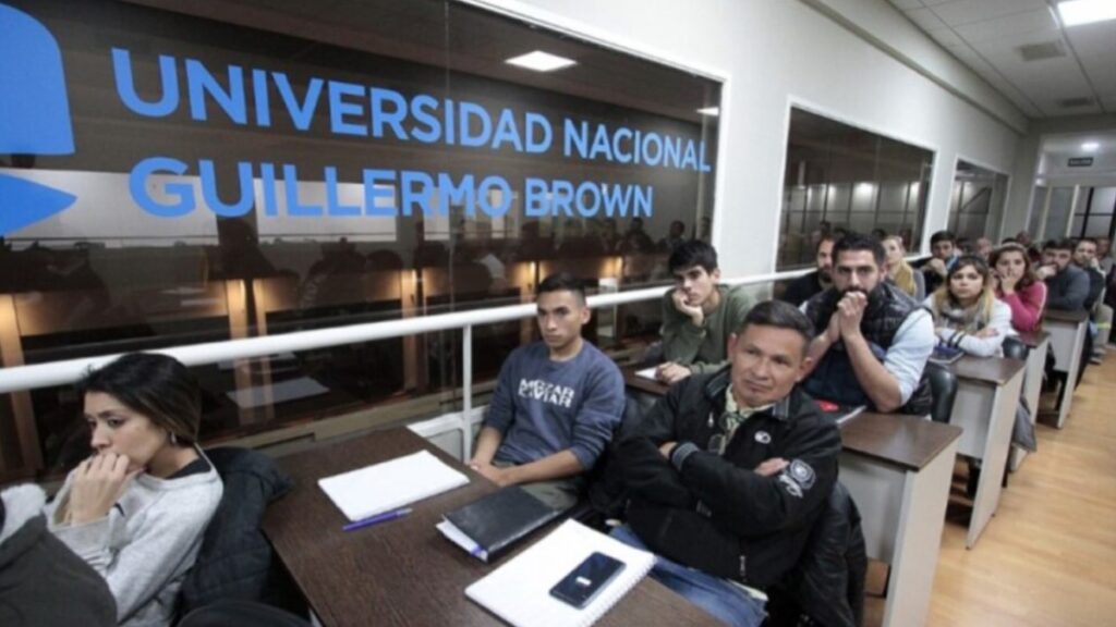 La Universidad Nacional de Almirante Brown ofrece nuevos cursos gratuitos sobre tecnología: cómo sumarse