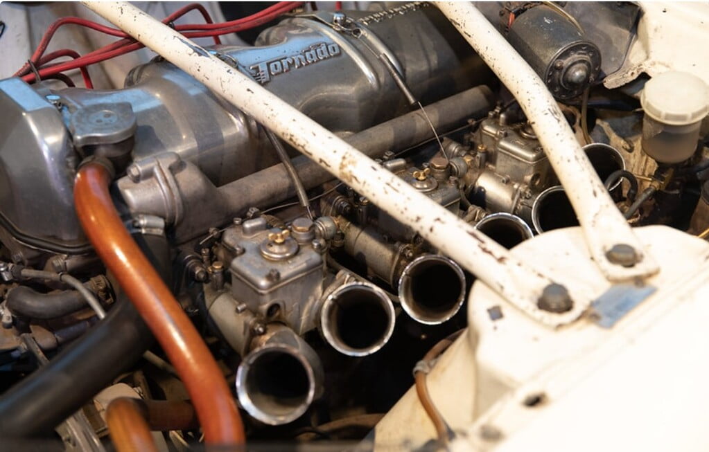 El rabioso motor Tornado de seis cilindros que portaba el Torino 380 WN3, de 1969.