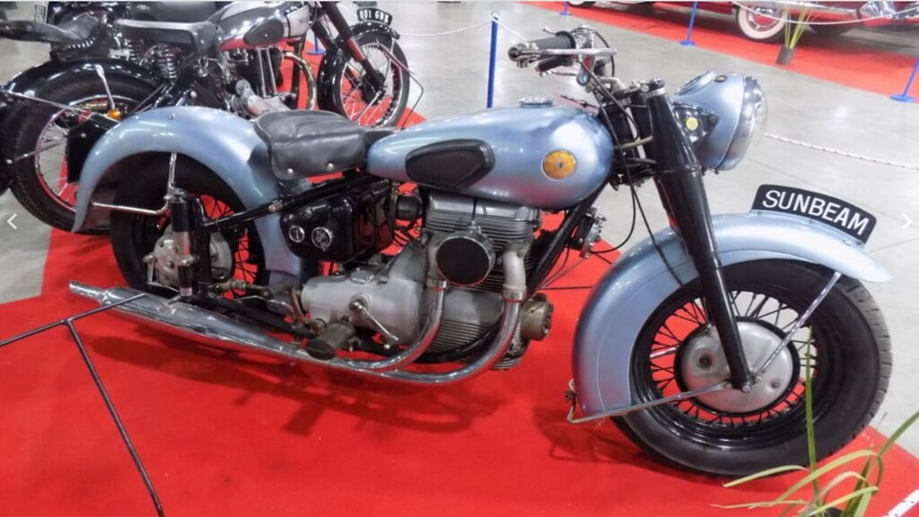 En el 10° Salón de Automóviles y Motos Clásicas de Berazategui, las motocicletas antiguas son estrellas.