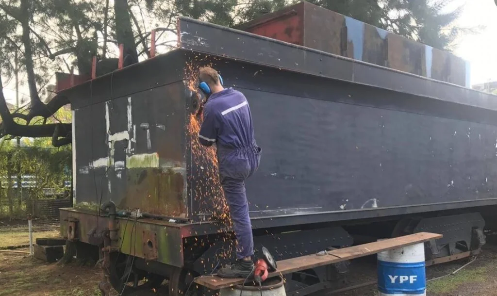 Los trabajos de restauración de absolutamente todas las piezas de la locomotora 39 Grande tardaron más de 15 años. (1)