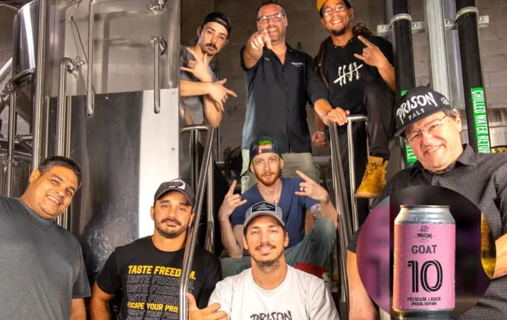Setti (arriba, en el centro) junto al grupo de argentinos que desarrollaron GOAT 10, la cerveza de Miami en homenaje a Lionel Messi.