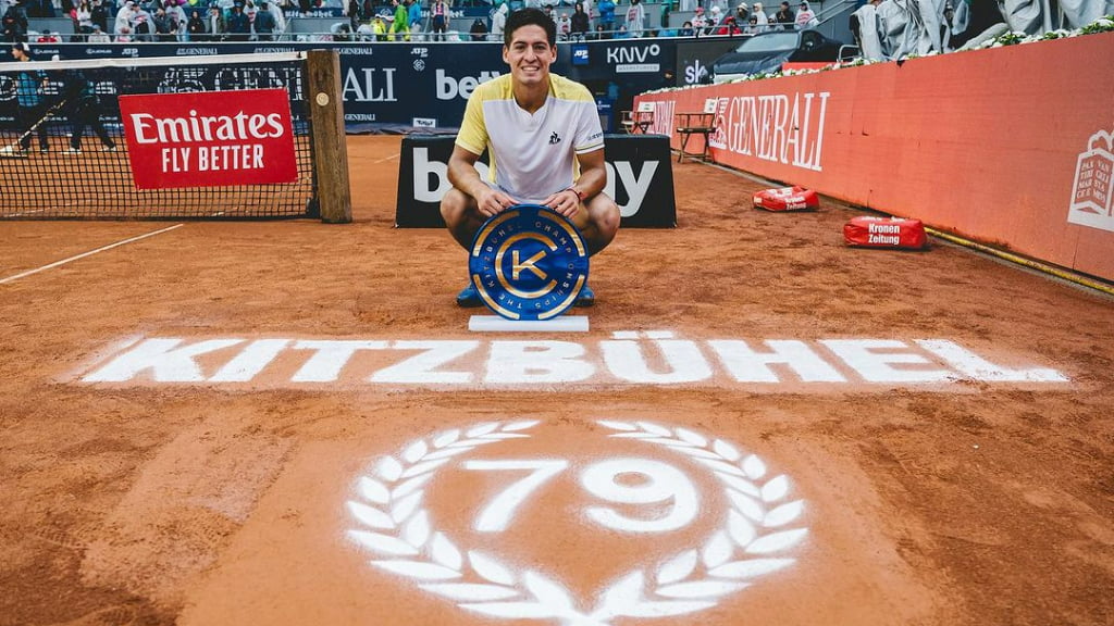 De San Martín a la cima del tenis: el día que Sebastián Báez jugó con Guillermo Vilas y le mostró que iba a ser el mejor