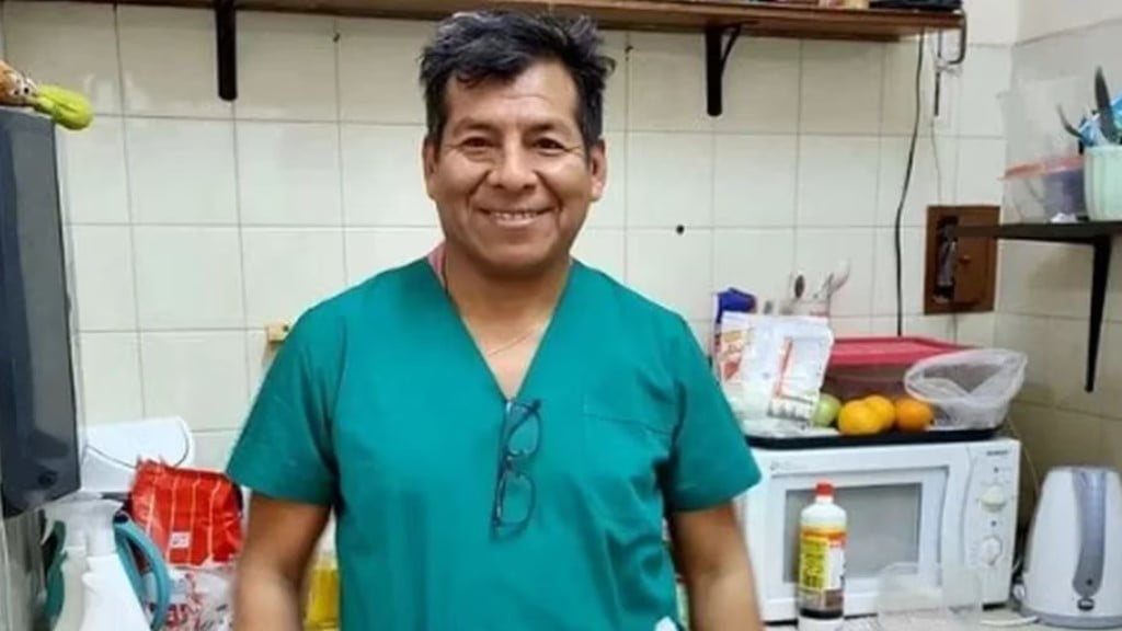 Como no tenía plata, dormía en la facultad: la sacrificada historia de Juan Carlos Cruz, el neurocirujano asesinado en Morón