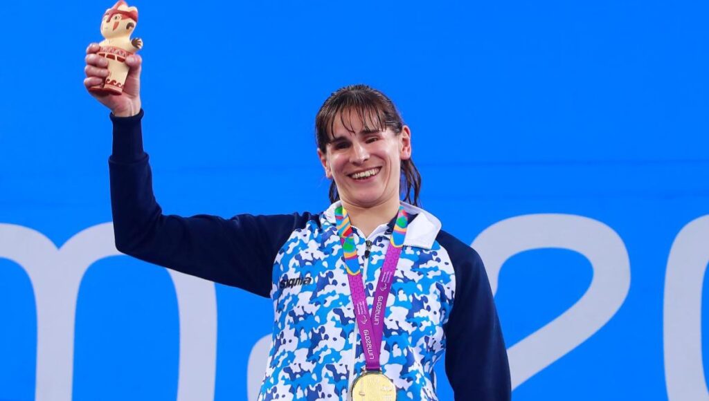 Quién es Nadia Báez, la joven no vidente de Moreno que ganó la medalla de bronce en el Mundial de Natación Adaptada