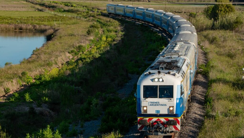 Tren a Mar del Plata, trenes de larga distancia, tren a Mendoza, tren a Córdoba, tren a Rosario, pasajes