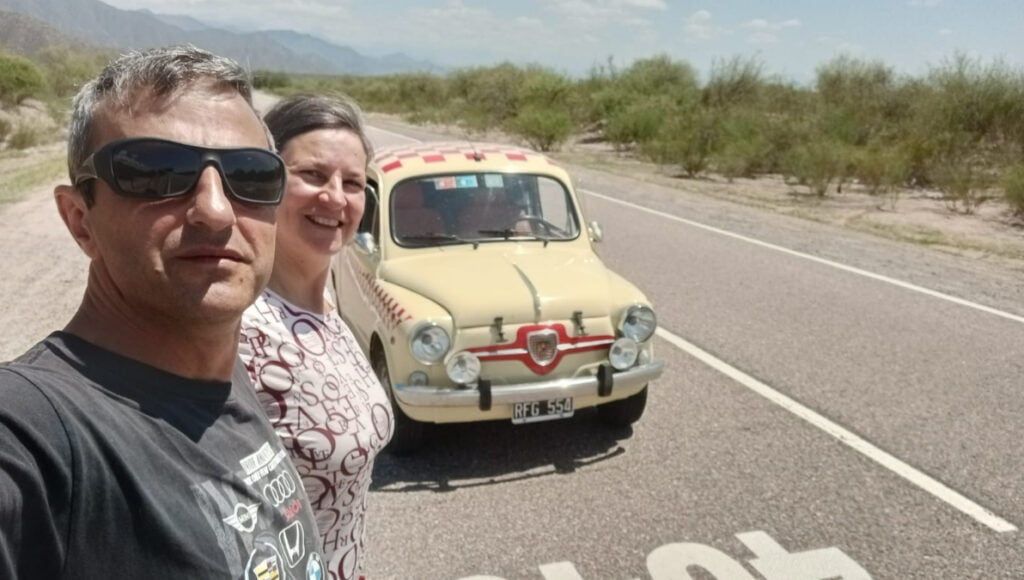 Dos Locos en Fitito, Fiat 600, Vicente López, Ruta 40