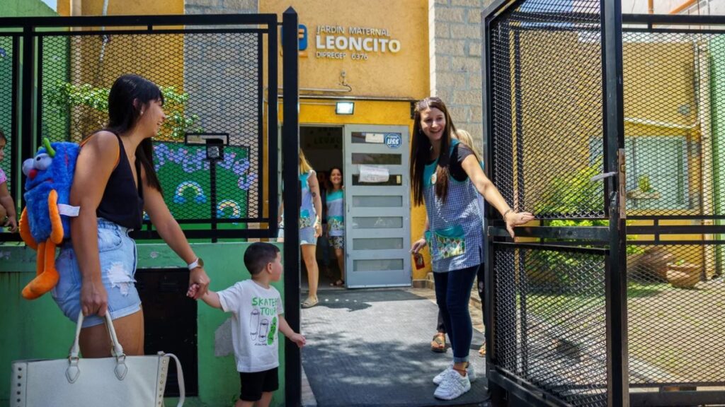 Tres de Febrero abrió la inscripción a los jardines municipales: la lista completa de los centros educativos y cómo anotarse a cada uno