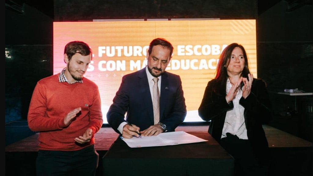 Escobar anunció la creación de su propia universidad: cómo será Uni Esco, la primera casa de estudios superiores del partido