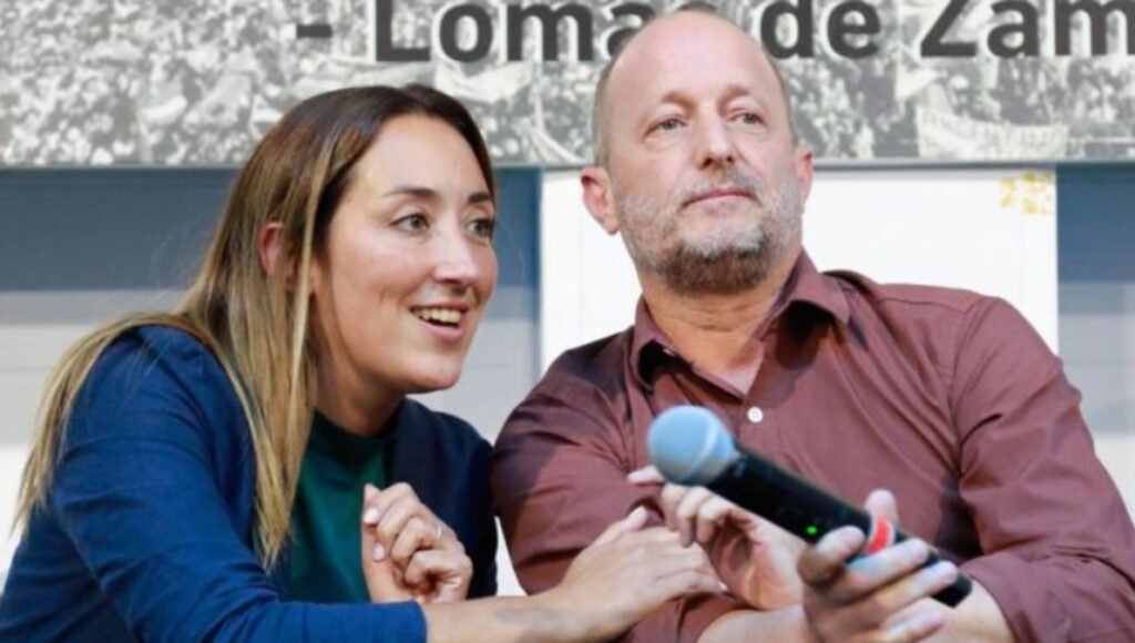 Marina Lesci, actual intendenta interina de Lomas de Zamora, junto a Martín Insaurralde, su mentor político.