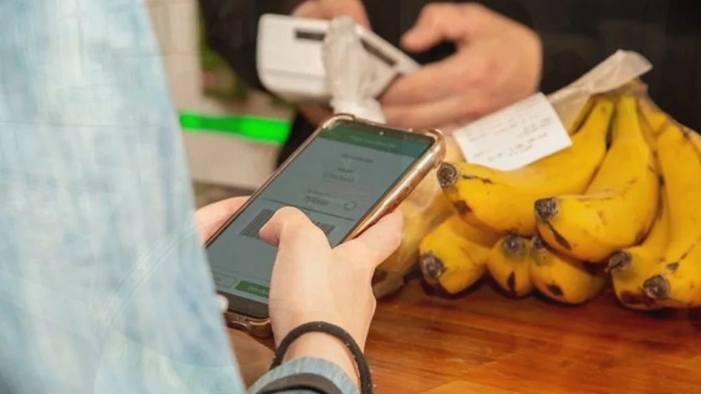 Comienza octubre y continúan los beneficios de Cuenta DNI: uno por uno, la lista de descuentos que permiten ahorrar hasta $61.000