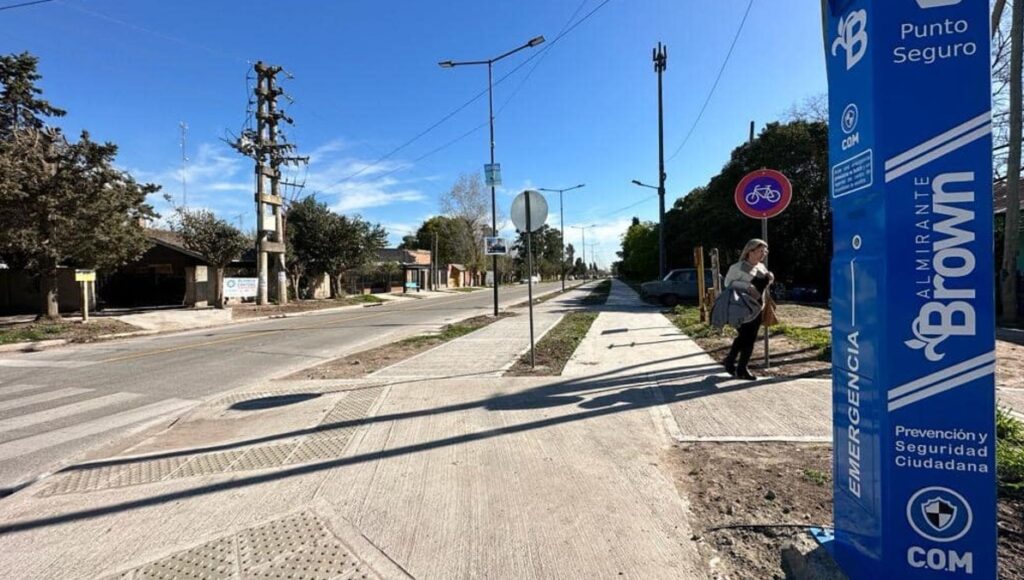 La nueva avenida Capitán Olivera de Glew: así quedó un camino clave de Almirante Brown renovado con asfalto, iluminación y seguridad