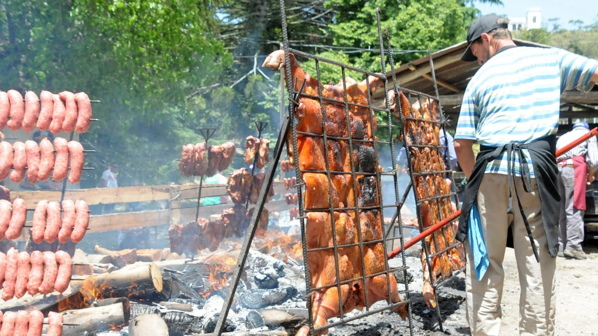 Llega Chacinar, el festival de Tandil que quiere romper el récord y hacer el salame más largo del mundo: cuándo es