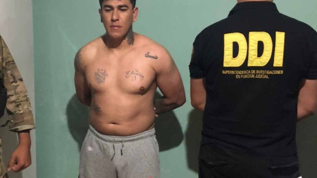 Brígido Achucarro González, de 32 años, paraguayo, el presunto autor del crimen de Gabriel Izzo, al momento de su recaptura en San Martín.